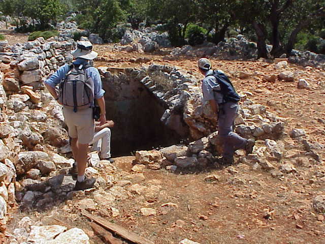     Roman cisterns         Aperlae